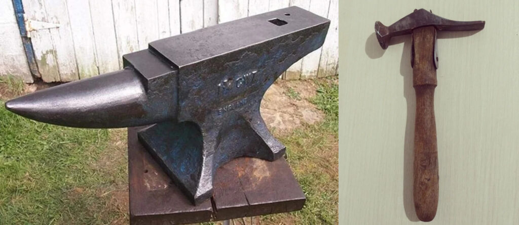 سندان و چکش