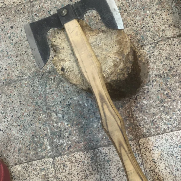 تبر دوطرفه زنجان مدل b100 | خرید صنایع دستی زنجان به قیمت کارگاهی |‌ تولیدی چاقو سالار