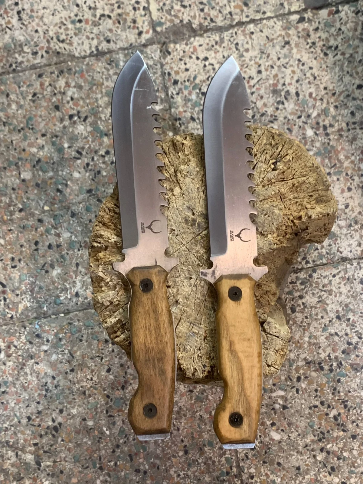 چاقوی شکاری اره ای ایران نایف مدل b122